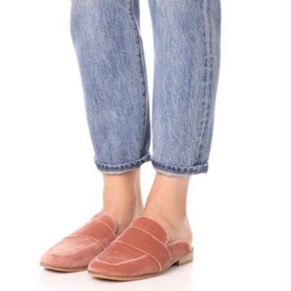 Free People Shoes - FREE PEOPLE VELVET SLIDES ROSE MULES 6.5-7 US